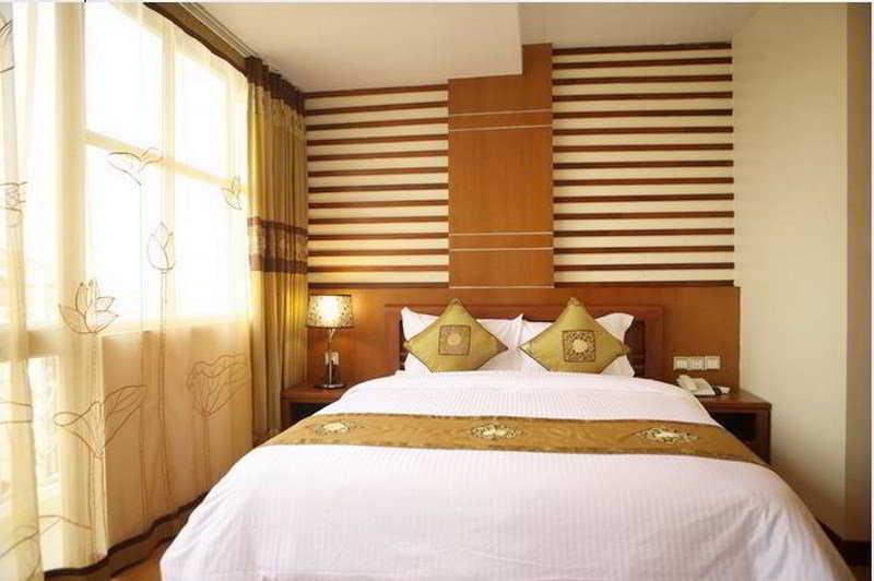 Prince Hanoi Hotel Bagian luar foto