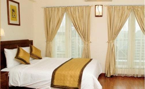 Prince Hanoi Hotel Bagian luar foto