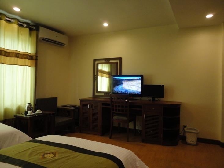 Prince Hanoi Hotel Bagian luar foto